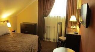 Гостиница Черное Море Геленджик Стандартный двухместный номер с 1 кроватью или 2 отдельными кроватями-3
